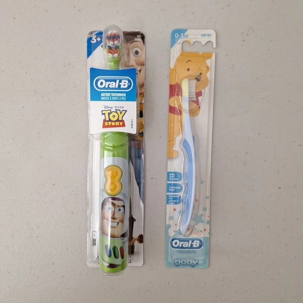 Oral B Battery Toothbrush Disney Toy Story & Oral B Manual Pooh Toothbrush NEW